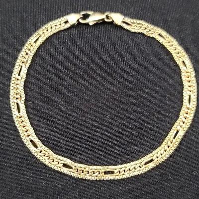 18K Gold Bracelet 