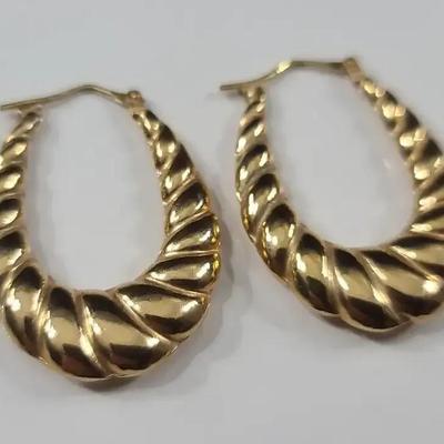 18K Gold Earrings 