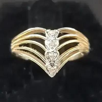 10KP Diamond Ring Size 4