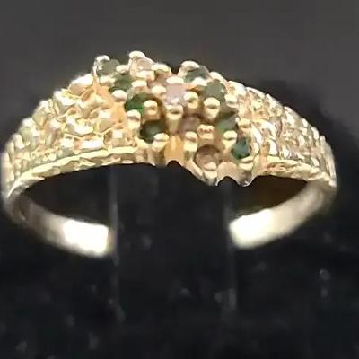 14KP Emerald And Diamond Ring Size 11