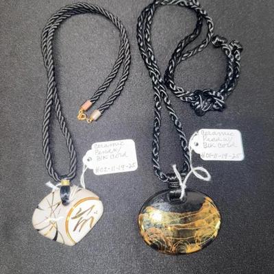 EHE132 Myrna Lee Chang Ceramic Pendants