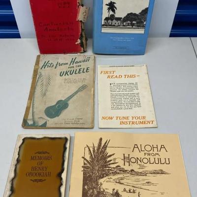 EHE324 - Lot of Vintage Hawaiian/Hawai'i Books 