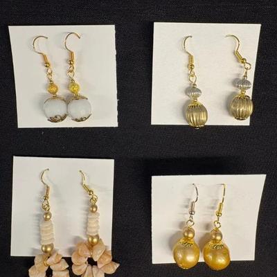 EHE153 Myrna Lee Chang Puka Shell, White Onyx, Vintage Bead, And FW Pearl Earrings
