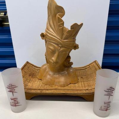 EHE022 Indonesian Wood Sculpture & Display