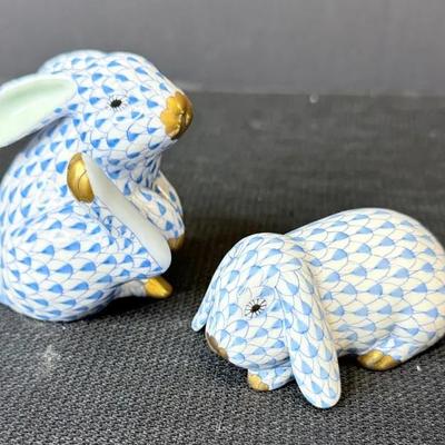 Herend Porcelain Bunnies Blue Fishnet Pattern 