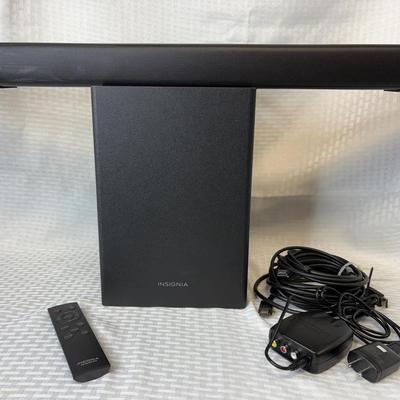 Insignia 2.1 Channel Sound Bar With Subwoofer 