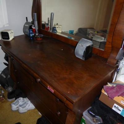 Sale Photo Thumbnail #110