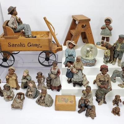 Sarah’s Attic All God’s Children Martha Holcombe Figurines With Sarah’s Gang Wagon & Snow Globe
