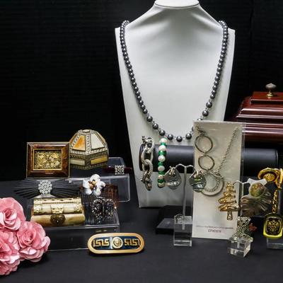 Costume Jewelry, Hair Accessories, Bombay Company Music Box For Rings, Trinket Boxes