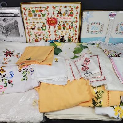 Vintage Table & Kitchen Linens: Embroidered & Lace Tablecloths & More