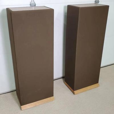 Vortex Standard Screens Speakers Designed By Albert Von Schweikert