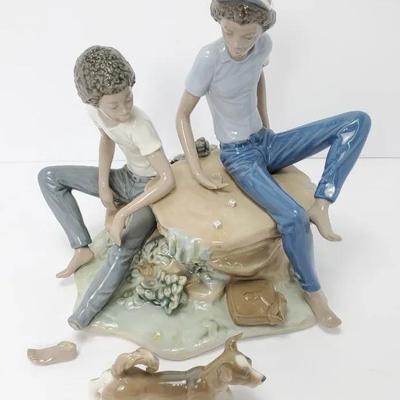 Lladro Black Legacy Collection “Playing Games” 5379