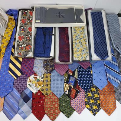 Brioni, Charvet, Ferragamo, Mini Lombardi & More Mens Ties  