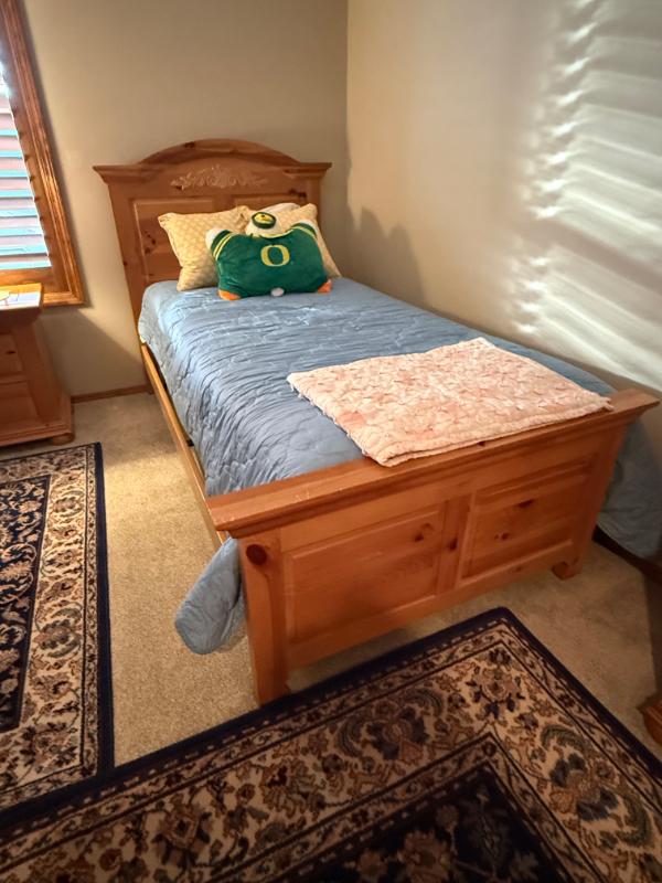 Sale Photo Thumbnail #28