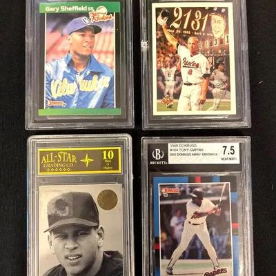 4 Graded Beckett & All Star Baseball Cards, Key Players