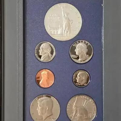 1986 Prestige Proof US Mint Set with 1986 Silver $1.00 Commemorative Proof Coin