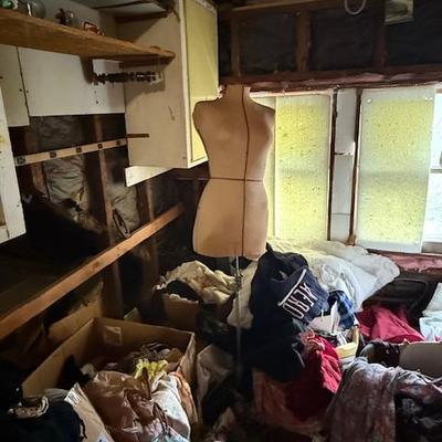 Sale Photo Thumbnail #306