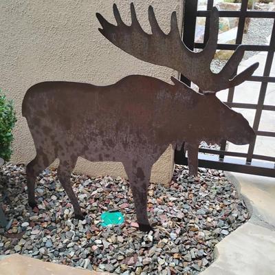 Rustic Metal Moose Garden Silhouette – Weathered Steel Yard Art