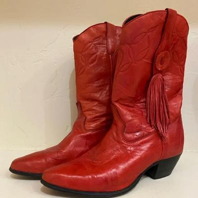 Red Laredo Cowboy Boots (Size 8.5)