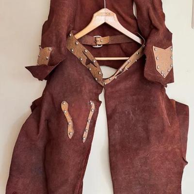 Vintage TOY Cap Guns With  Holster, Chaps And Vest