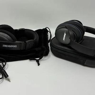 Bose QuietComfort 25 Acoustic Noise Cancelling Headphones and PRO SIGNAL Stereo Headphones 