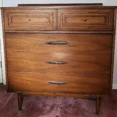 MCM Sculptra Broyhill 5 Drawer Highboy