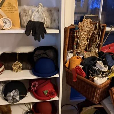 Sale Photo Thumbnail #104