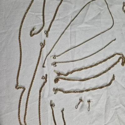 18k Gold Plated Necklaces & Bracelets, Earrings Appear To Be Gold Plated