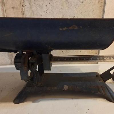 Vintage Cast-Iron Parcel Post Scale with Weight 