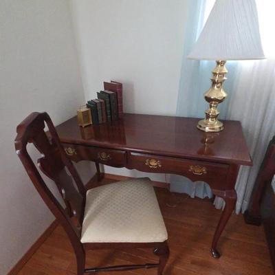 Mahogany Bassett Office Desk & Chair, Lamp And Decorative Book Decor