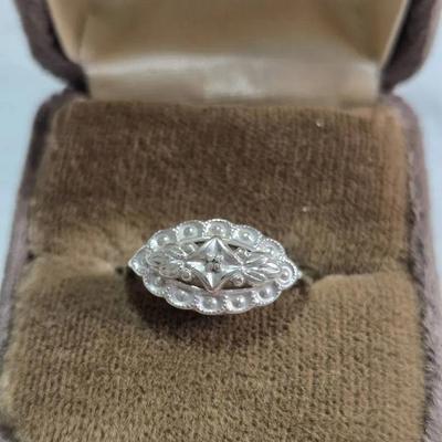 Vintage 14kt White Gold Accent Ring