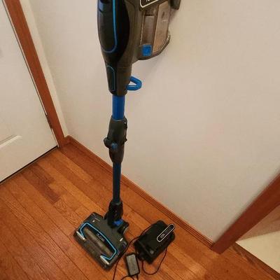 Shark ION Duo Lithium Power Pack Vacuum 