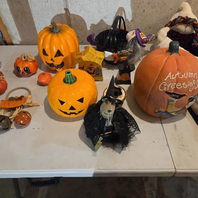 Halloween Decor Lot
