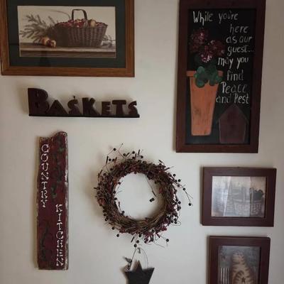 Lot Of Wall Decor