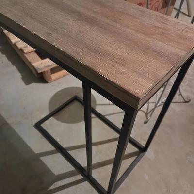 C-shaped End Table