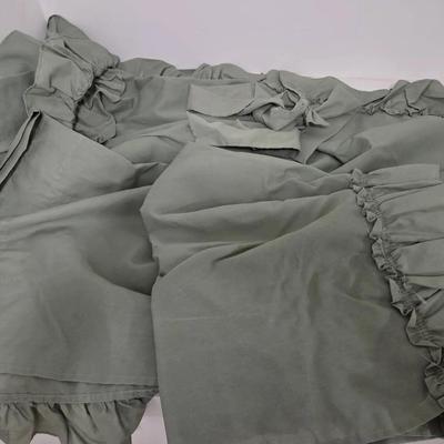 2 Green Panels Curtains With Ties