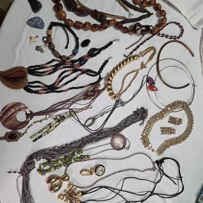 Vintage Costume Jewelry 