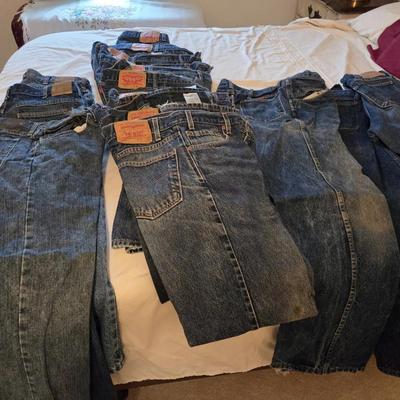 Levi's, Lee's, Rider & Rustler Jeans Size 36 X 32 & 38 X 30
