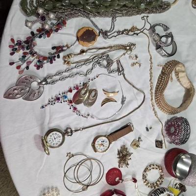 Vintage Jewelry 