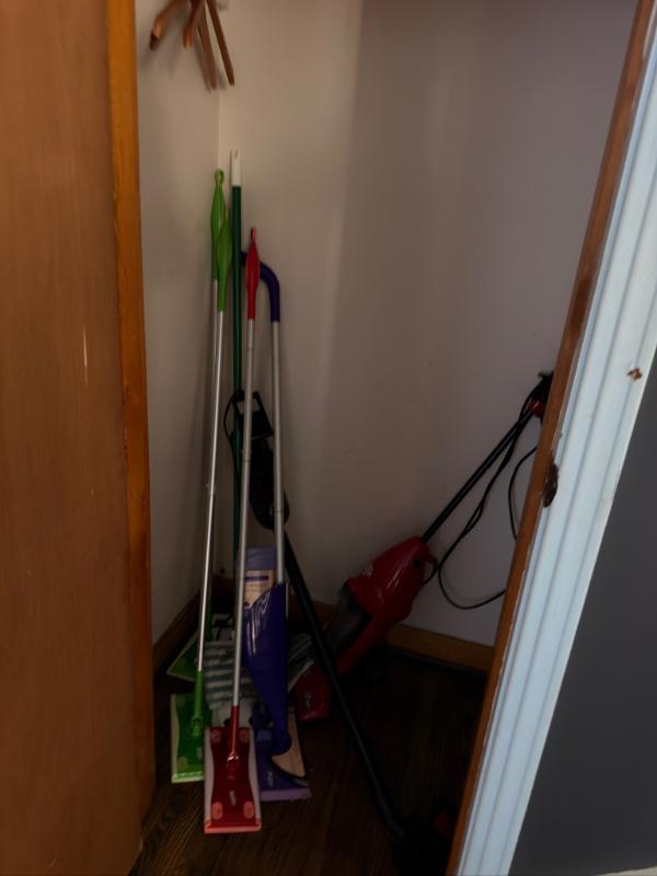 Sale Photo Thumbnail #21