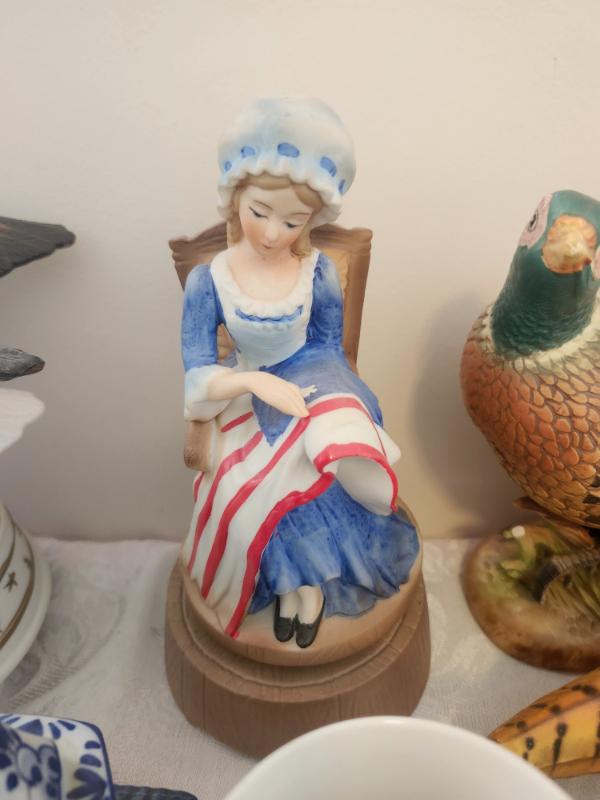 Sale Photo Thumbnail #2