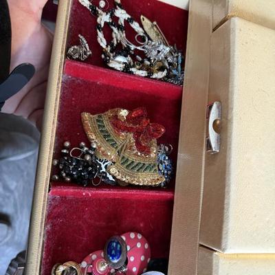 Sale Photo Thumbnail #74