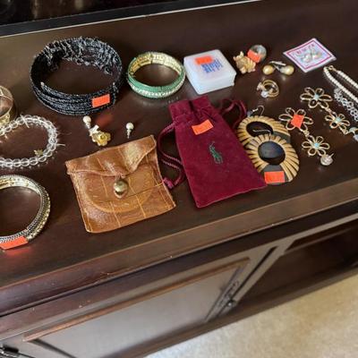 Sale Photo Thumbnail #41