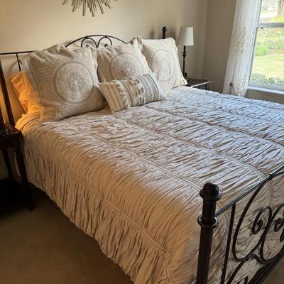 Sale Photo Thumbnail #36