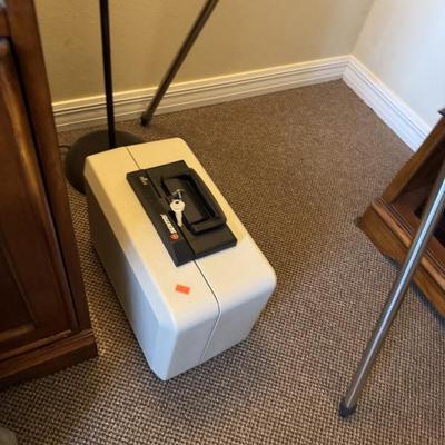 Sale Photo Thumbnail #97