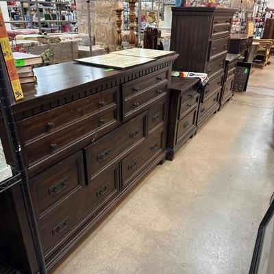 Sale Photo Thumbnail #276