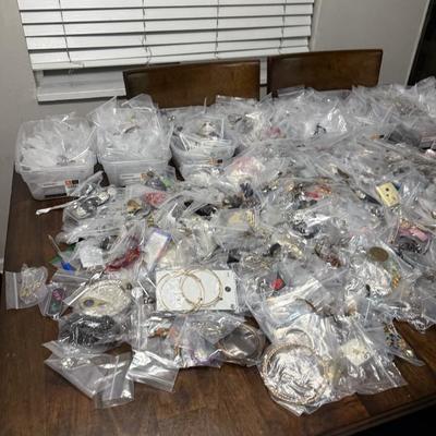 Sale Photo Thumbnail #12