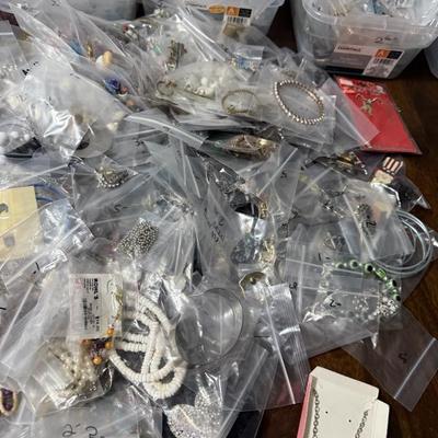 Sale Photo Thumbnail #23