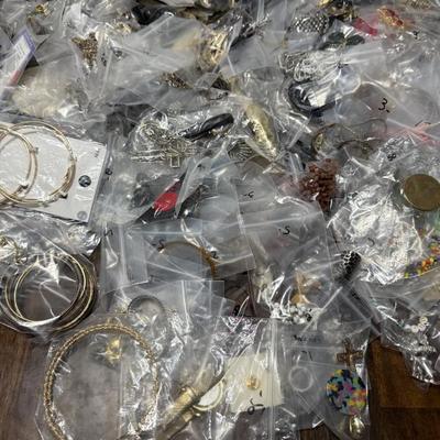 Sale Photo Thumbnail #20