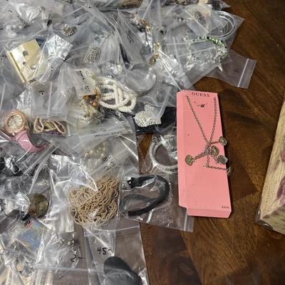 Sale Photo Thumbnail #24